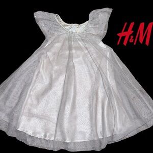 H&M Flutter Sleeve Twirling Silver Tulle & Satin Party Dress Size 1.5-2 Years